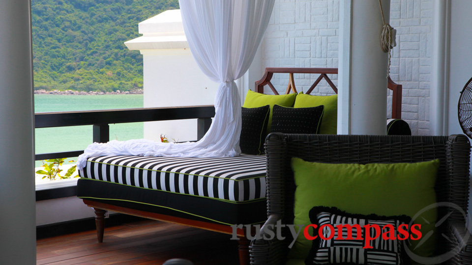 Intercontinental Danang Sun Peninsula Resort. Intercontinental Danang Sun Peninsula Resort.